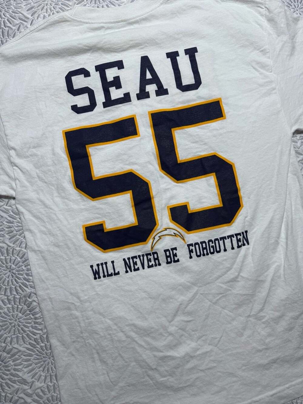 San Diego Chargers Junior Seau #55 Bolt Up Tribute T-Shirt - Picture 6 of 8